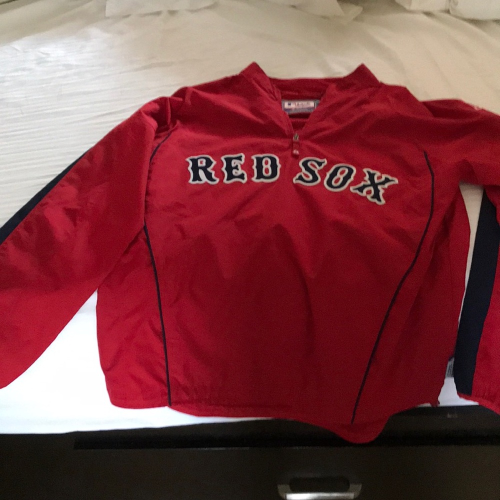 Red Sox pullover